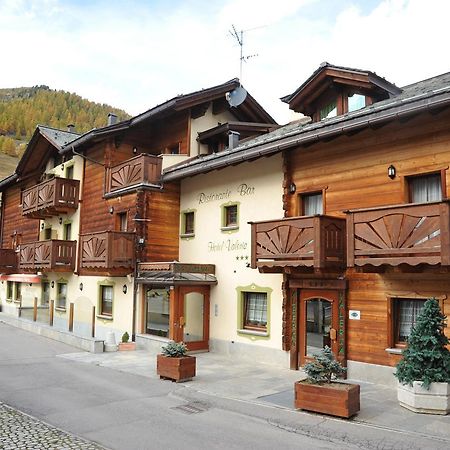 Hotel Valeria Ливиньо Экстерьер фото