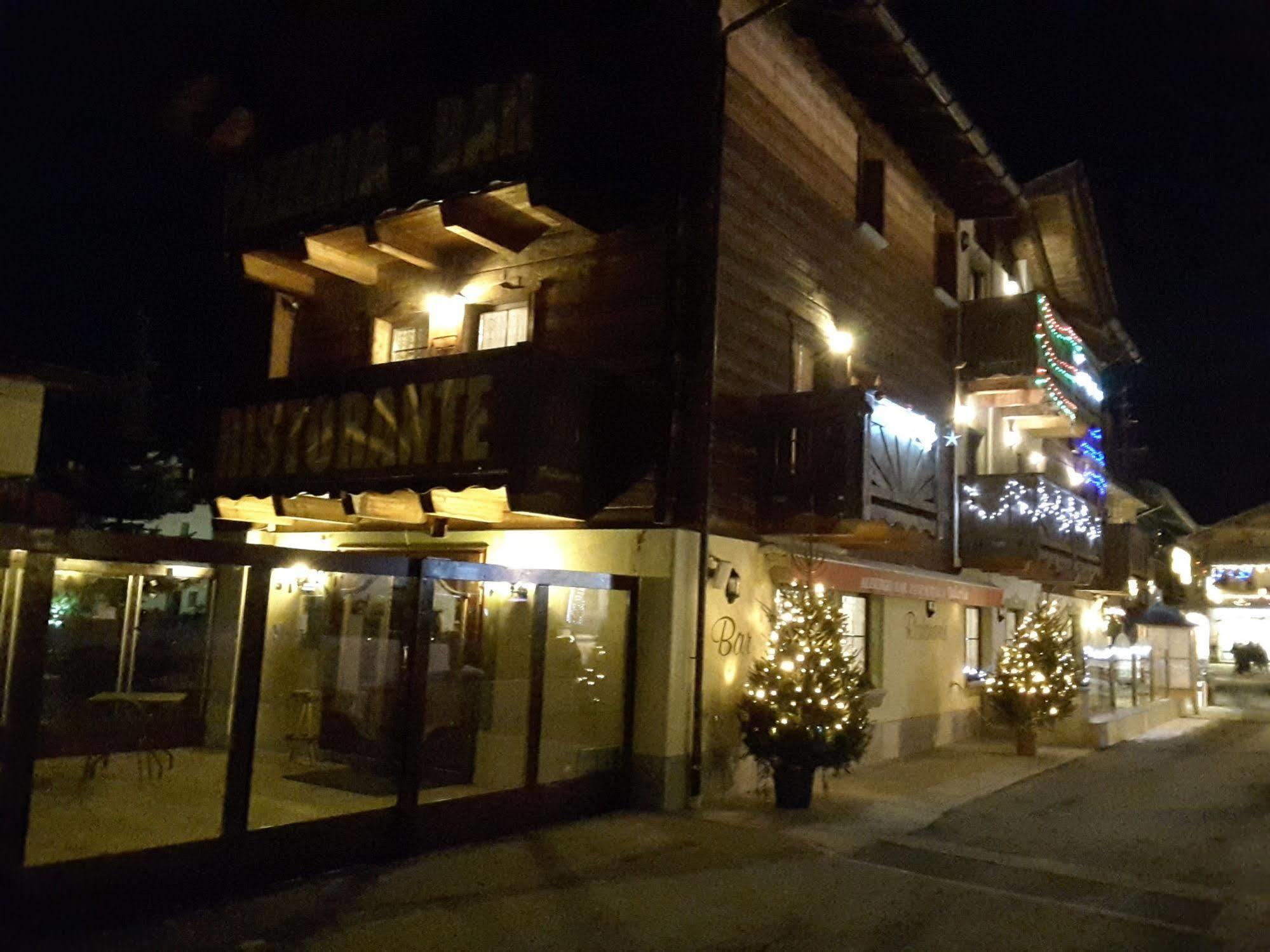 Hotel Valeria Ливиньо Экстерьер фото